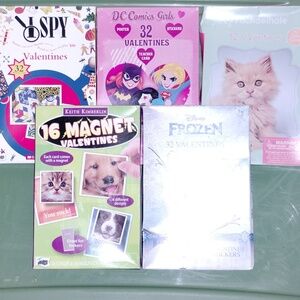 5x Boxes Of Valentine Cards DC Girls, Frozen, Pets, I Spy, Magnets - Poster Etc.